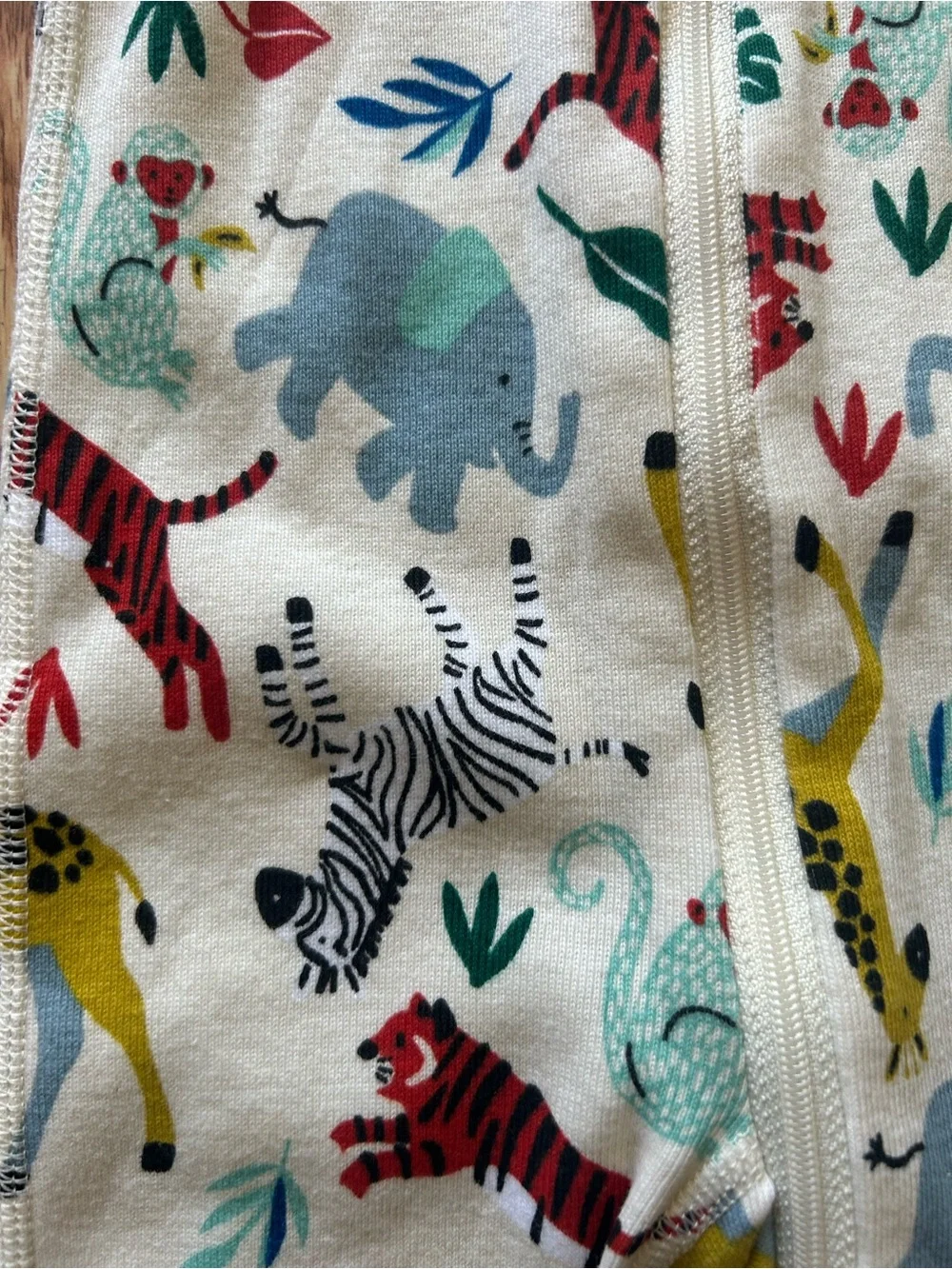 Hanna Andersson One-Piece Pajamas with Colorful Safari Animals NWT Size 60/US3/6
